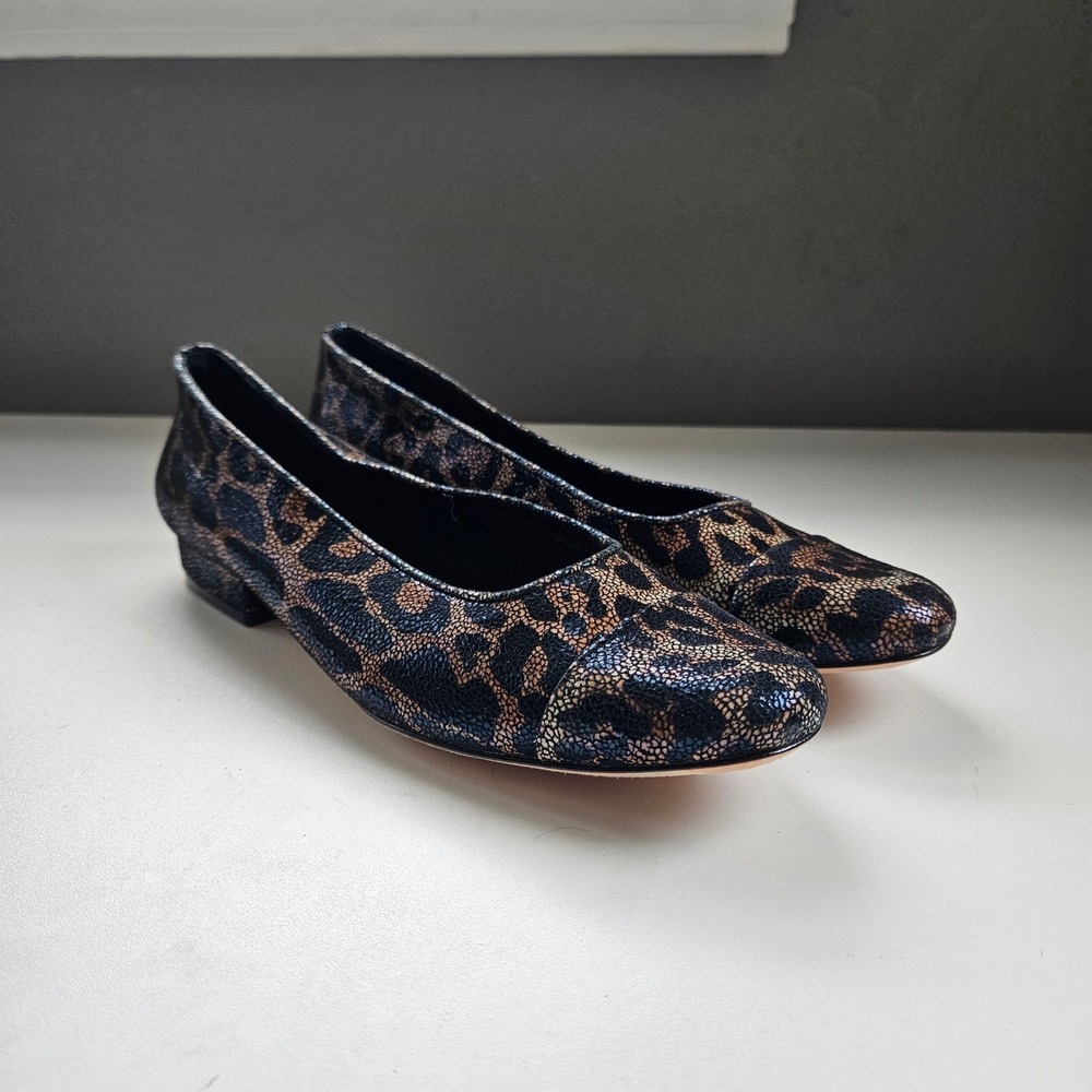 Van Eli Leopard Print Low Block Heel Pumps 7.5N Shoes Narrow Round Toe Office